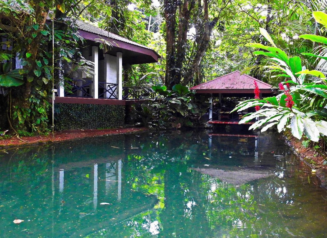 Hotel Boutique Casa Del Rio La Fortuna Bagian luar foto