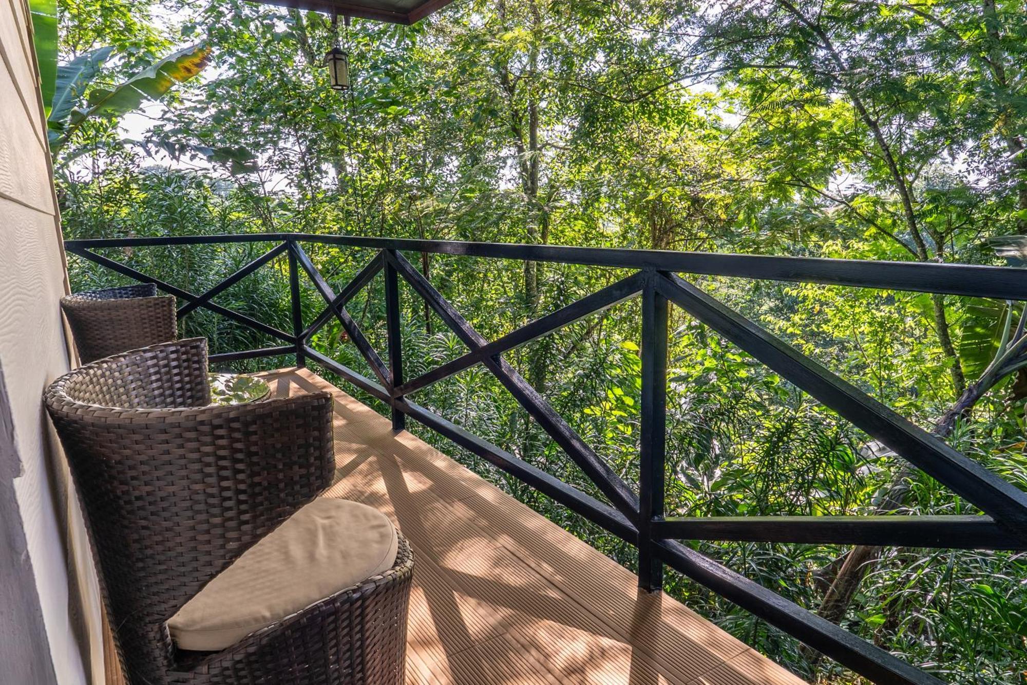 Hotel Boutique Casa Del Rio La Fortuna Bagian luar foto